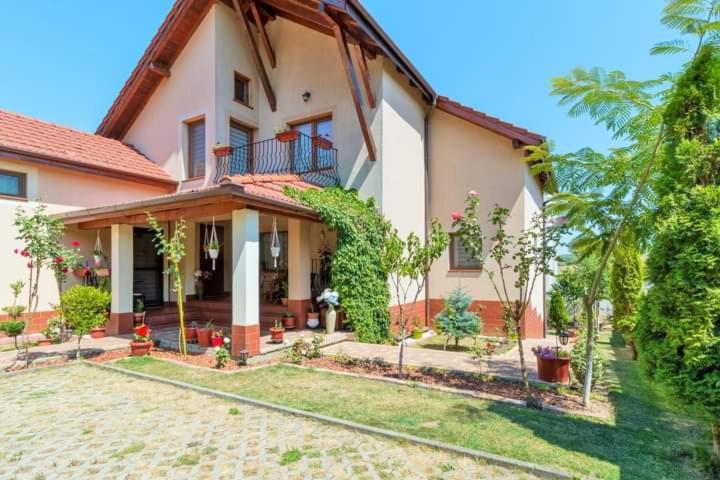 Апартаменти Casa Doina Беїле-Фелікс Екстер'єр фото